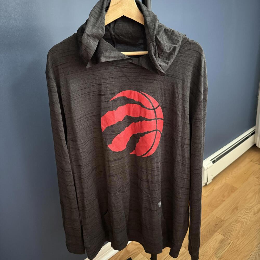 NEW! Toronto Raptors Polyester Pullover, Athletic Wear, Levelwear, Mens XXL